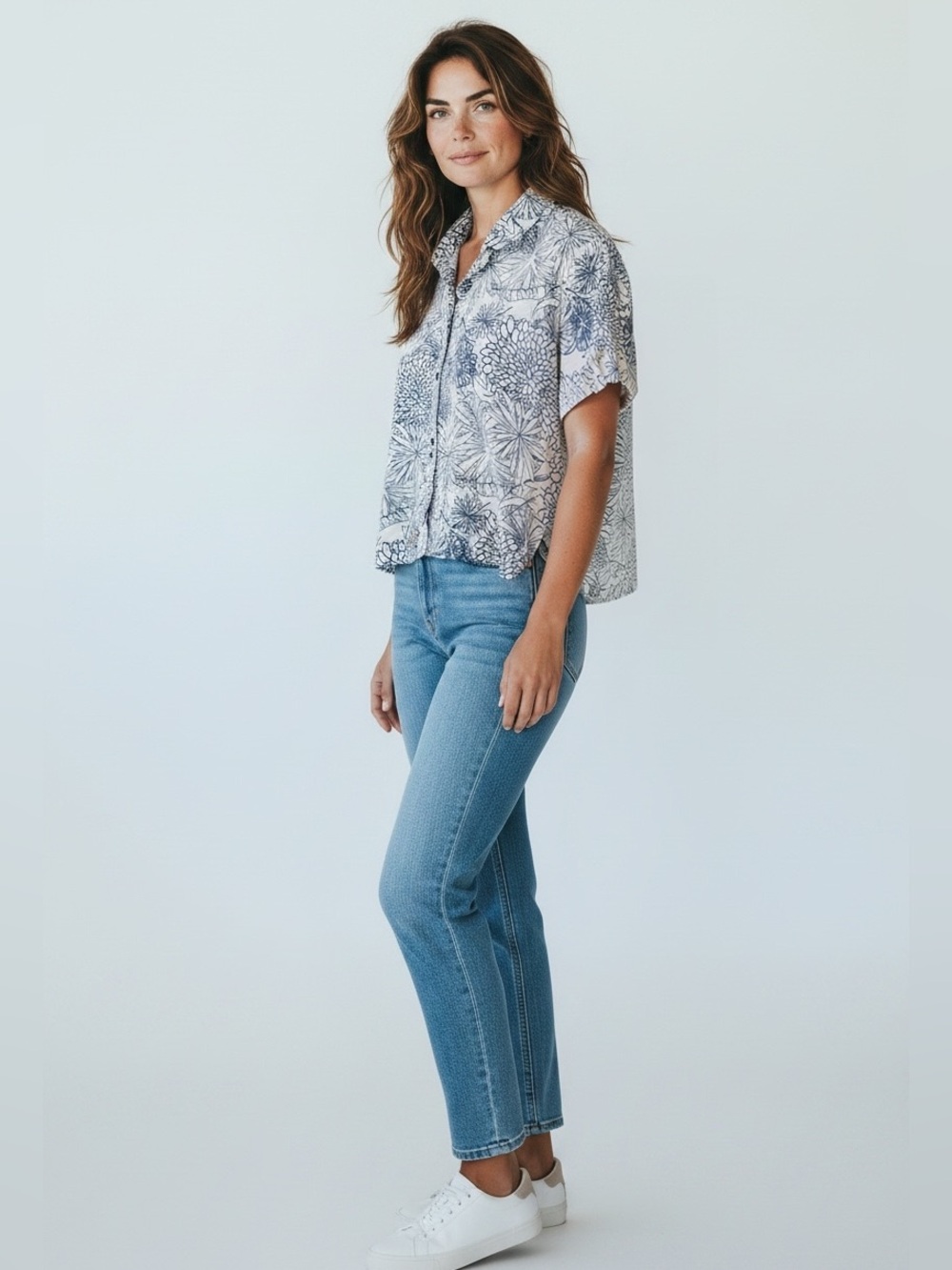 NWOT Goldie Luxe Lewinter Cotton Blue Floral Button-Up- S -fits to M - MSRP $150